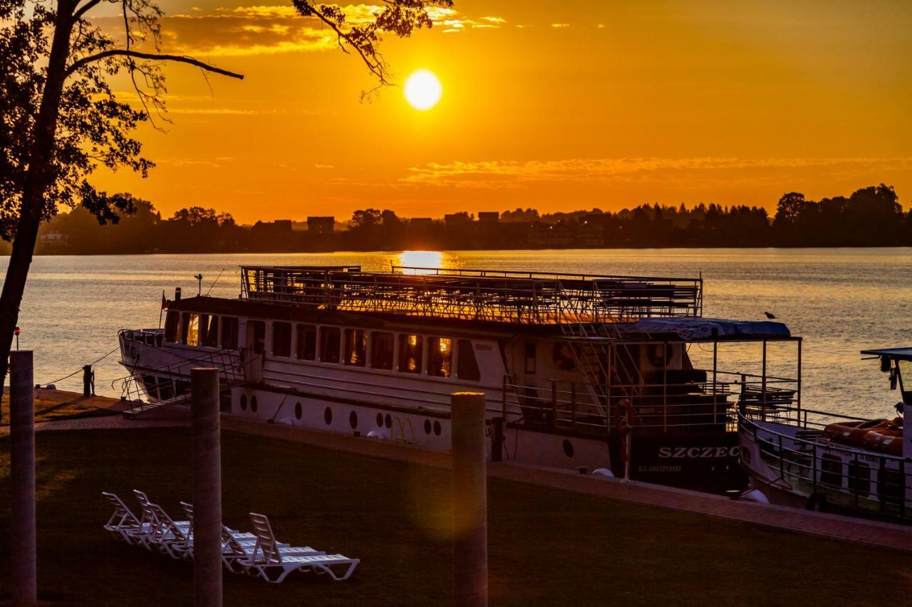 Robert's Port Hotell Mikołajki